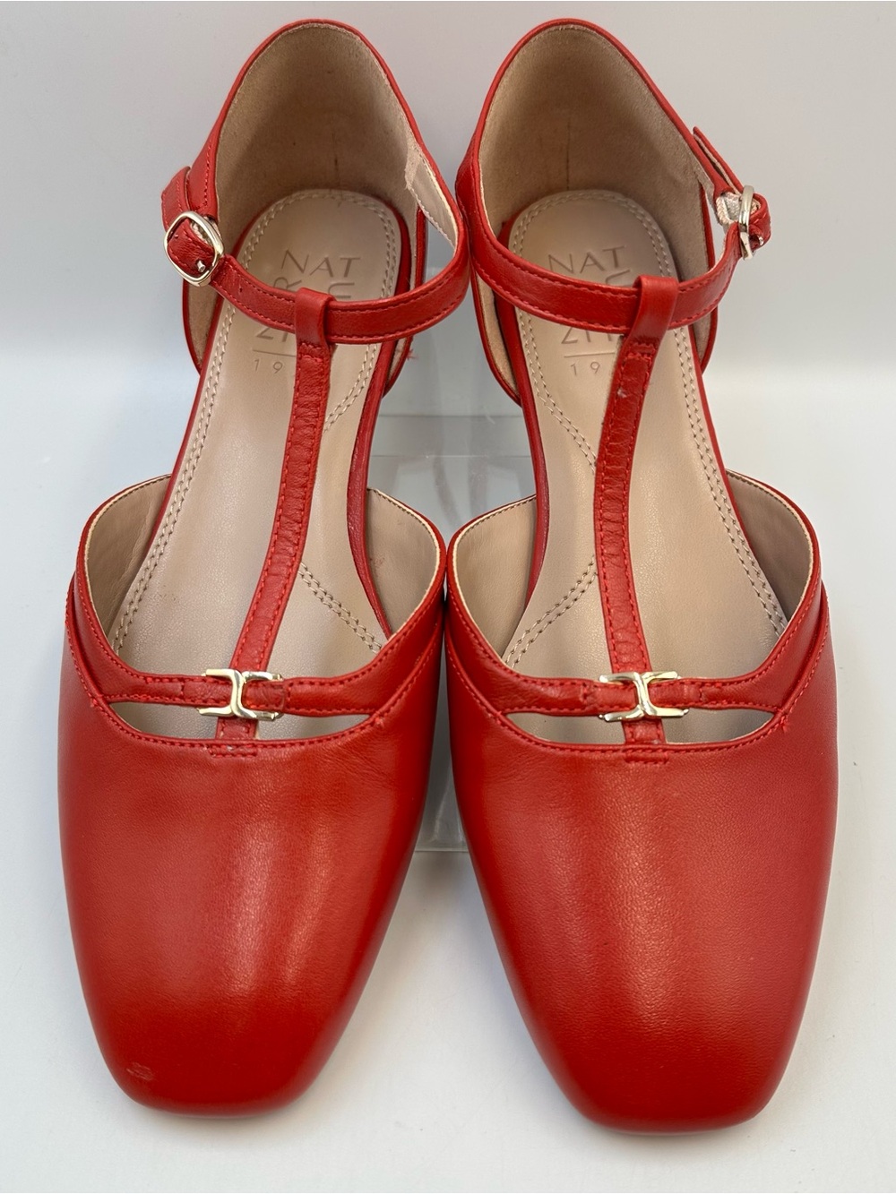 Naturalizer Caresse Red Leather T Strap Flat Womens 7.5M Cushioned Buckle
